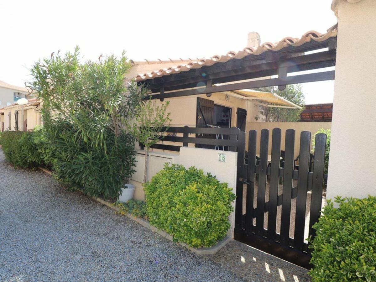 Maison Le Grau-du-Roi, 2 pièces, 5 personnes - FR-1-307-142 Extérieur photo