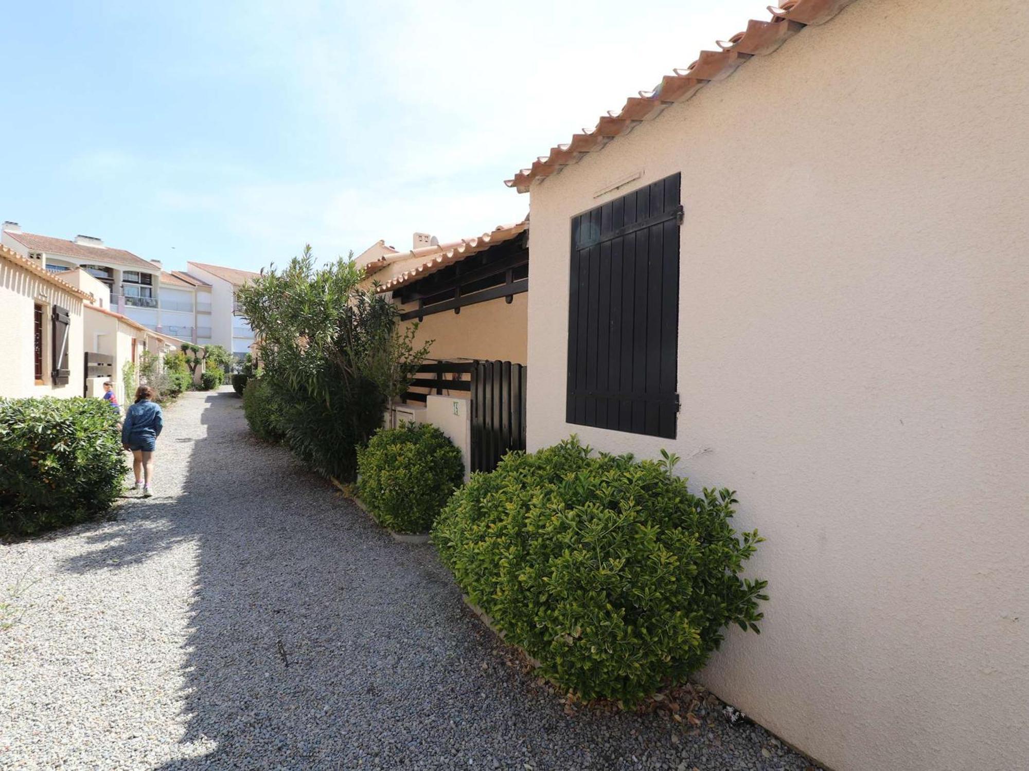 Maison Le Grau-du-Roi, 2 pièces, 5 personnes - FR-1-307-142 Extérieur photo